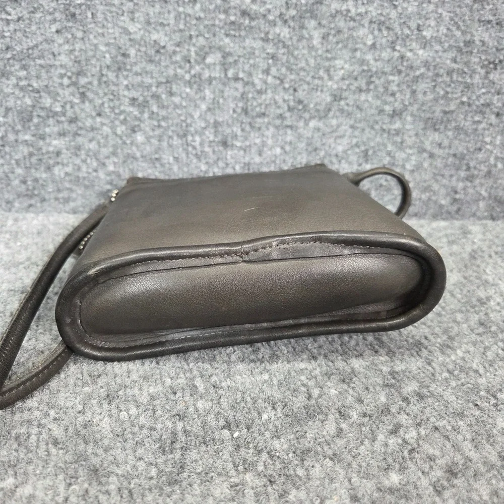 Vintage 90s Coach Women's‎ Gray Leather Tango Turnlock Purse Mini Crossbody Bag